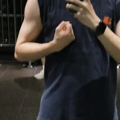 邓玲磊